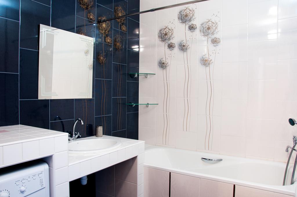 Apartment on Bogatyrskaya 6a Kiev Luaran gambar